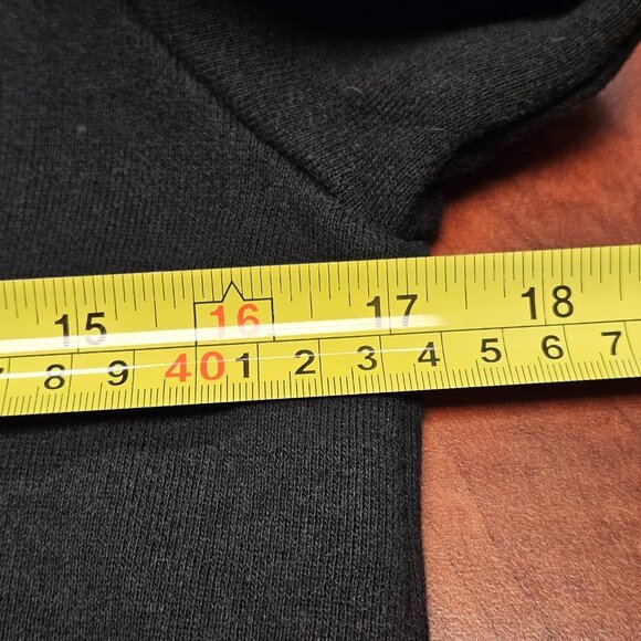 Burberry Long Sleeve Pullover Front Snap Pockets Relaxed Fit Crewneck Bk Sz S - Picture 13 of 16